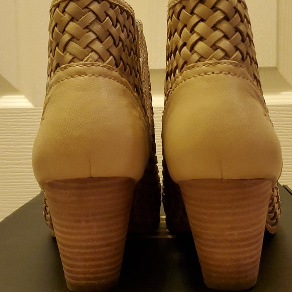 Frye Bootie - Picture 3 of 9